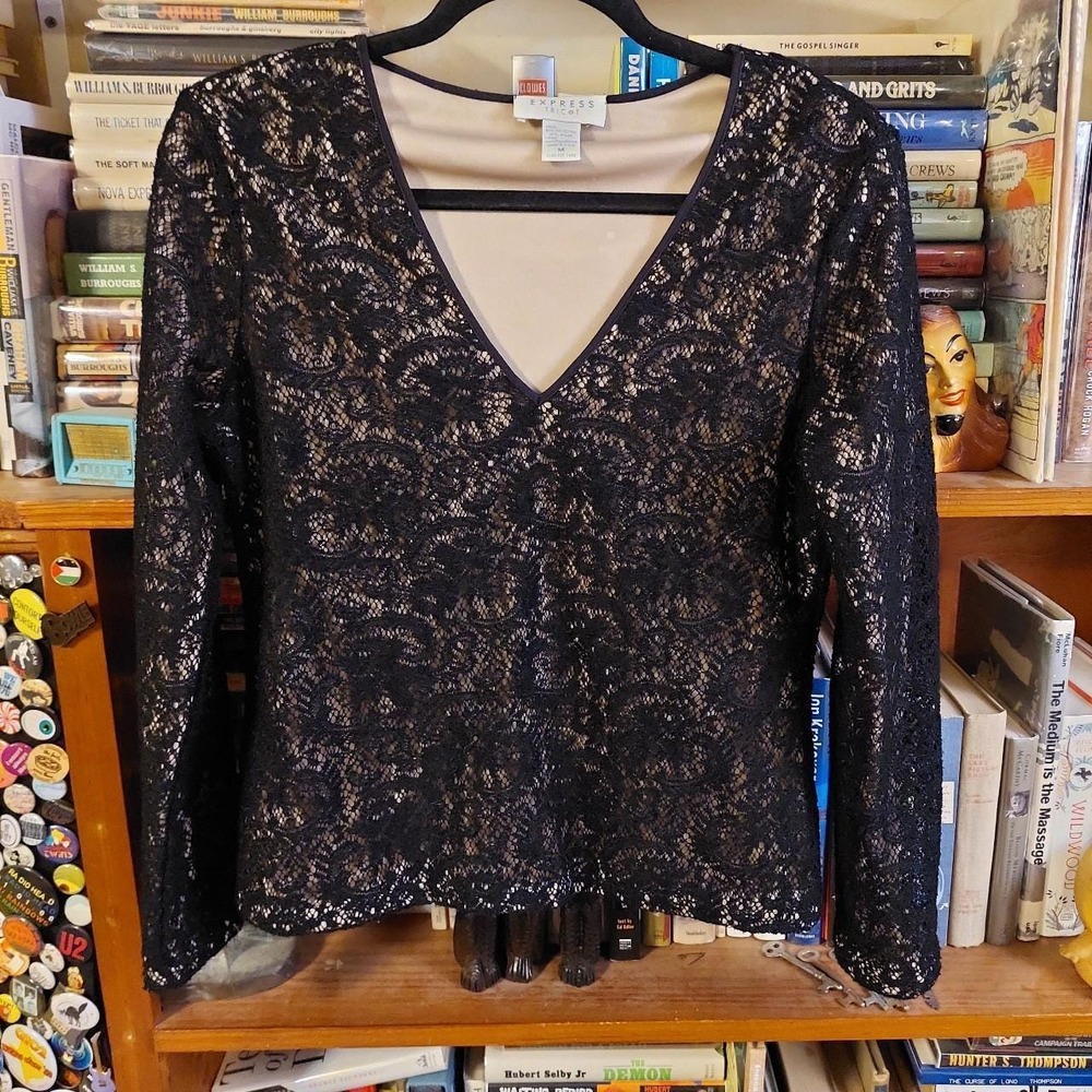 Vintage Express Y2K Black Lace V-Neck Long Sleeve Top Cream Lining Whimseygoth M